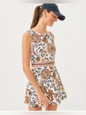 LILLY PULITZER FRESH SQUEEZE ATHLETIC LUXLETIC DRESS WITH SHORTS. NWT. SIZE XL.